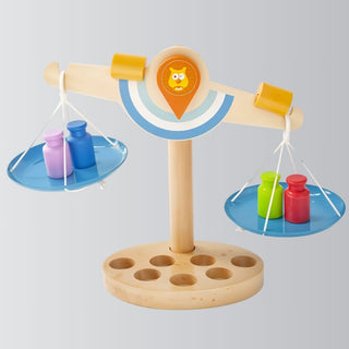 Balance Scale Wooden Toy Baby Pionneers